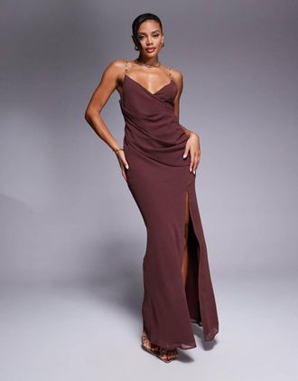 Asos Vestito lungo a portafoglio color cioccolato con spalline decorate-Marrone