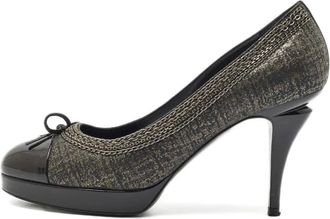 Chanel Pumps con punta a contrasto - Nero