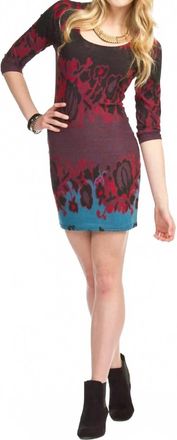 Papillon Floral Weave Print 3/4 Sleeve Dress In Red