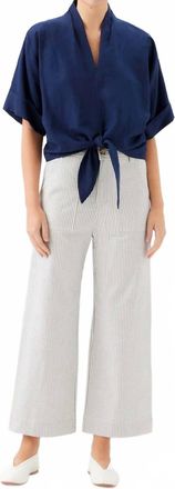 Fifteen Twenty Womens Janice Cuffed Sleeve Tie-Front Top In Navy
