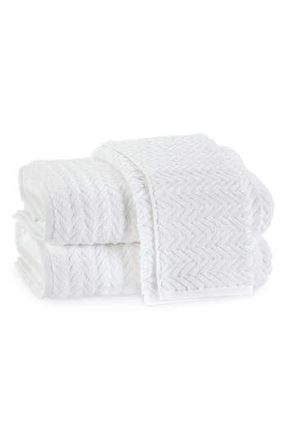 Matouk Seville Bath Towel in White at Nordstrom Rack