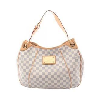 Louis Vuitton Pre-owned Shoulder Bags, female, White, Size: ONE SIZE Pre-owned Canvas Shoulder Bag