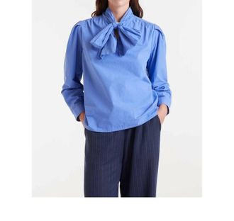 Compa&ntilde;&iacute;afant&aacute;stica Bow Tie Top In Blue