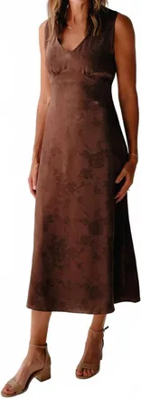 ZOE AND CLAIRE Roselyn Midi Dres In Brown