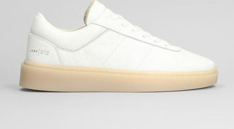 low brand Fly Sneakers