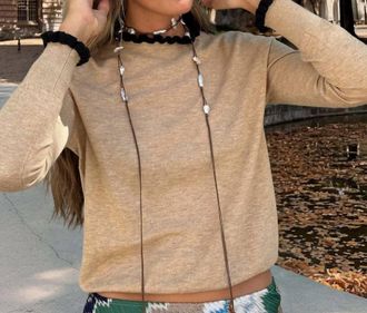 Vilagallo Ruffle Trim Sweater In Beige/black