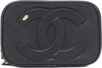Chanel Black Leather Fanny Pack (Pre-Owned)