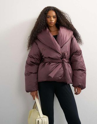 Topshop giacca imbottita con collo sciallato e cintura color fig-Viola