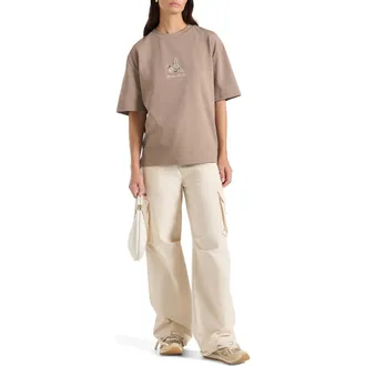 Mani&egrave;re De Voir TS008 Unisex Floral Eiffel Cotton T-Shirt in Taupe at Nordstrom, Size Xx-Small