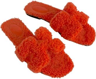 Herm&egrave;s Orange Shearling Oran Sandals Size 37