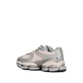 New Balance Logo-Detail Low-Top Sneakers - Pink