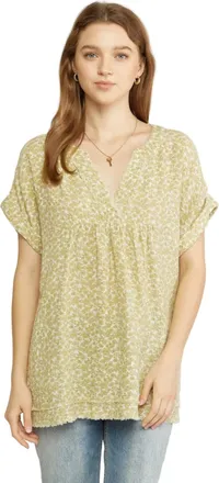 Entro Floral Frayed Gauze Pocket Top In Kiwi