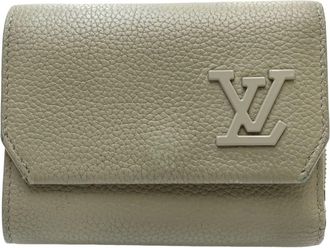 Louis Vuitton Leather Wallet (Tri-Fold) (Pre-Owned)