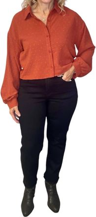 Sadie & Sage Mary Button Down Top In Marsala