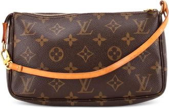 Louis Vuitton Pochette Accessoires Monogram Canvas clutch bag - Bruin