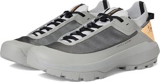 Arc'teryx Vertex Alpine Womens Shoes Solitude/Dark Solitude : 7.5 B - Medium