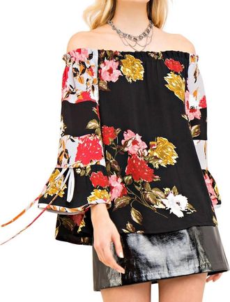 Entro Textured Floral Off The Shoulder Top In Black