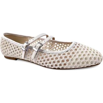 Kenneth Cole Reaction Malibu Crochet Flat in Ivory Raffia at Nordstrom Rack, Size 7.5