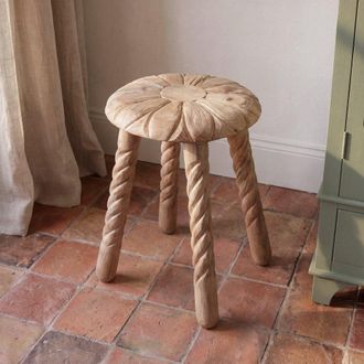 Maisons du monde Taburete de madera de mango esculpida