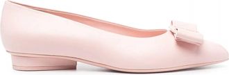 Ferragamo Womens Viva Pointed Ballet Flats In Pink