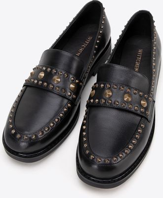 Wittchen Dames Leren Loafers met Decoratieve Klinknagels Zwart Natuurlijk Leer