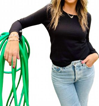 French Kyss Classic Crew Neck Sweater In Black