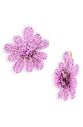 Oscar De La Renta Large Flower Woven Raffia Clip-On Earrings in Lilac at Nordstrom
