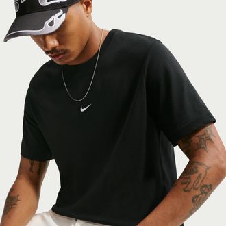 Nike Mens Nike Sportswear T-Shirt in Black | IX2078-011