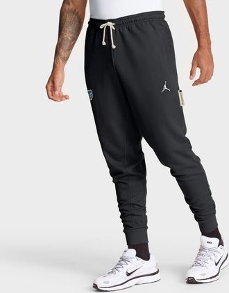 Jordan Brand Mens Jordan Brand Black Florida Gators 2025 Sideline Performance Taper Pants at Nordstrom, Size Xx-Large