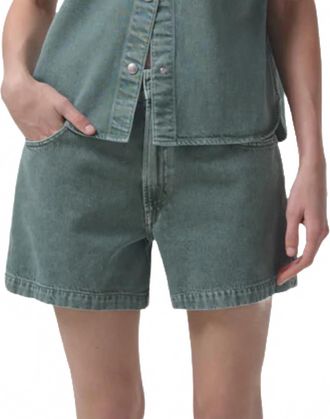 A Gold E Magda Short In Salamander