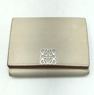 Loewe Pink Wallet (Tri-Fold) (Pre-Owned)