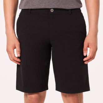 Oakley Perf 5 Utility 2.0 Shorts In Blackout
