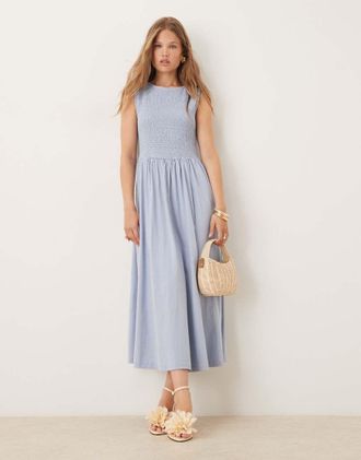 Nobody's Child Billie - Vestito midi color blu polvere con corpino arricciato