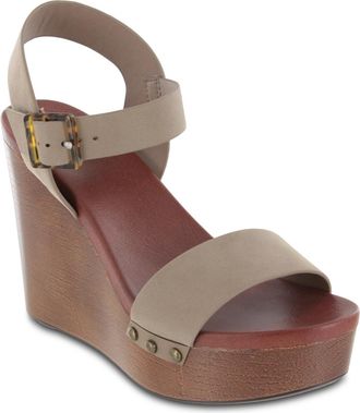 Mia Womens Senna Wedge Sandal In Stone