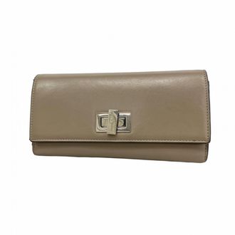 Fendi Beige Leather Long Wallet (Bi-Fold) (Pre-Owned)
