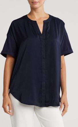 Lyss&eacute; Lyss&eacute; Leah Short Sleeve Satin Top in True Navy at Nordstrom, Size X-Small
