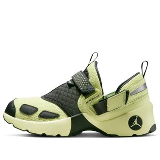 Nike Jordan (WMNS) Air Jordan Trunner LX Luminous Green HQ2164-302