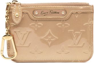 Louis Vuitton Beige Poodle Patent Leather Pochette (Pre-Owned)