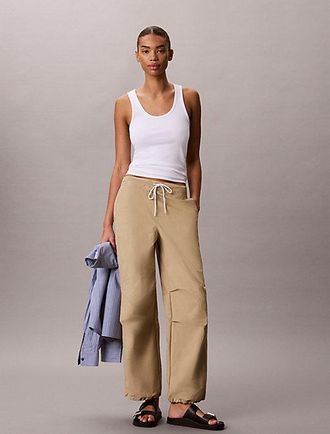 Calvin Klein Pantalones holgados de nailon suave