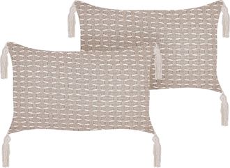 Beliani Conjunto De 2 Cojines Gris Pardo 25 X 45 Cm Poli&eacute;ster Borlas Relleno Hakone