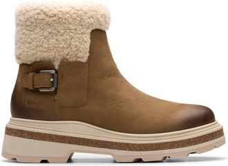 Clarks HencroftMadiWP in Beige Nubuck