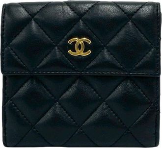 Chanel Black Leather Wallet (Bi-Fold) (Pre-Owned)
