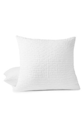 Coyuchi Pescadero Organic Cotton Matelass&eacute; Pillow Sham in Alpine White at Nordstrom, Size Euro