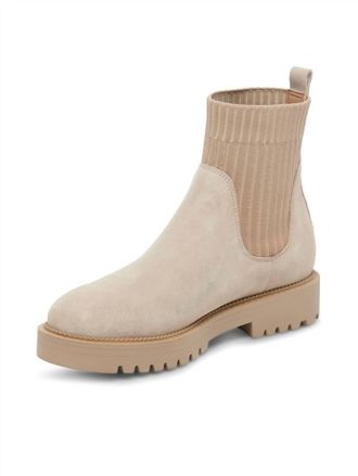 Blondo Womens Waterproof Hallie Ankle Boot In Sand Suede
