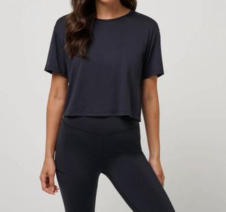 Travis Mathew Skyloft Light Celestia Short Sleeve Tee In Black