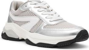 Dolce Vita Comet Sneaker in Silver at Nordstrom Rack, Size 6.5