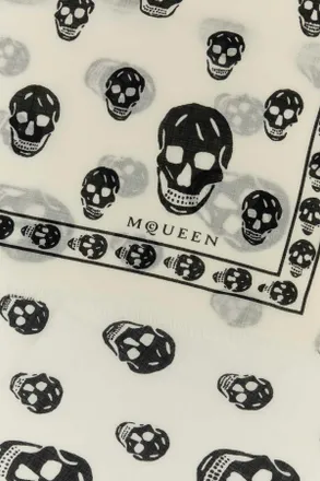 Alexander McQueen Womens Printed Chiffon Foulard Ivoryblack Exterior: Silk Sciarpe E Scarfs
