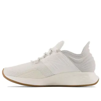 New Balance (WMNS) New Balance Fresh Foam Roav White WROAVRW