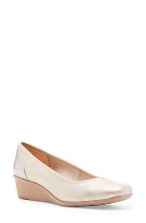 Anne Klein Wisher Pump in Light Gold at Nordstrom Rack, Size 5.5