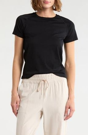 Zella Stretch Seamless Tee in Black at Nordstrom Rack, Size X-Large